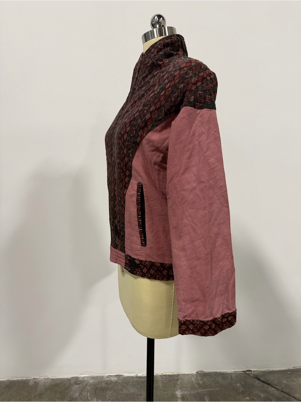 Ikat Fabric Patterned Jacket - Picture 4 of 6